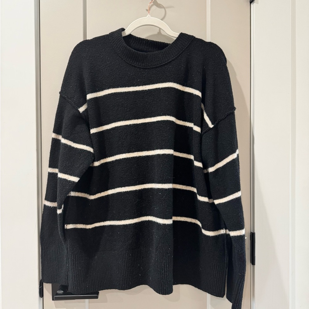 Aerie Black and White Striped Sweater